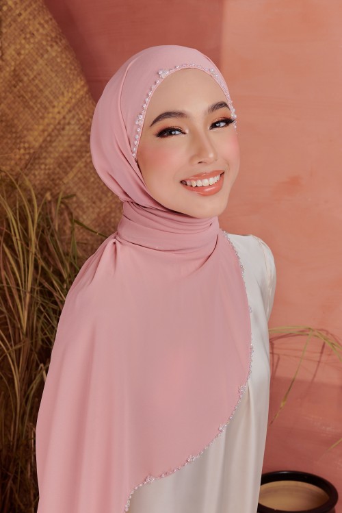 SHASMEEN Beads Long Shawl in Soft Pink